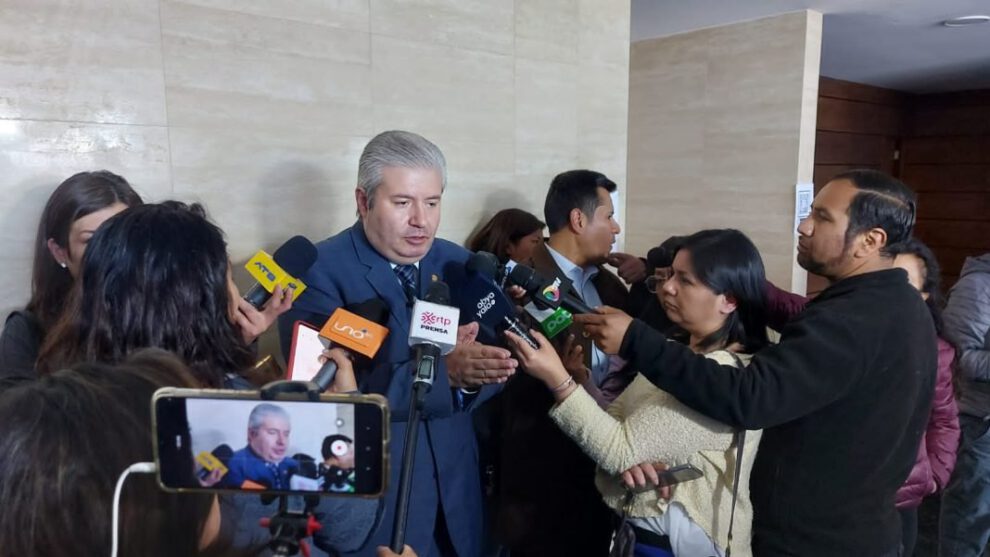 Elección del Contralor General del Estado por Enrique Urquidi