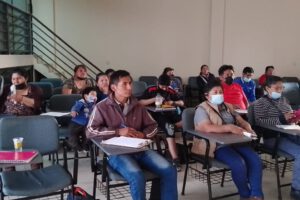 Marcha nacional de pequeños empresarios pidiendo la renuncia del Ministro de Desarrollo Productivo