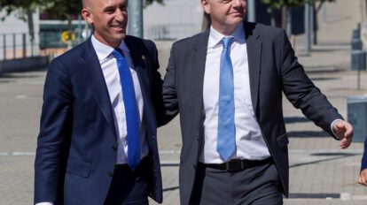 Luis Rubiales suspendido por FIFA