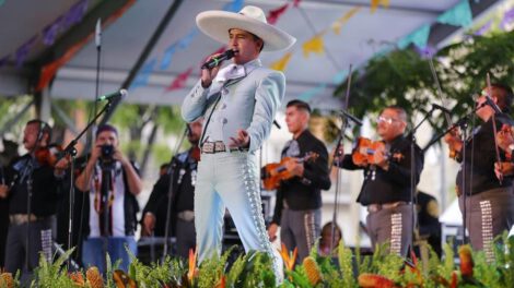 Renovación del mariachi en México durante el Encuentro Internacional