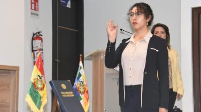 Karla Calderón presidenta YLB