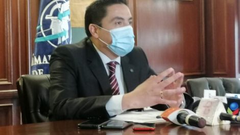 Paros y bloqueos frenan economía según Gustavo Jáuregui