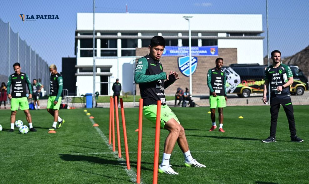 La preparación del seleccionado se realiza en el complejo del club Bolívar en La Paz