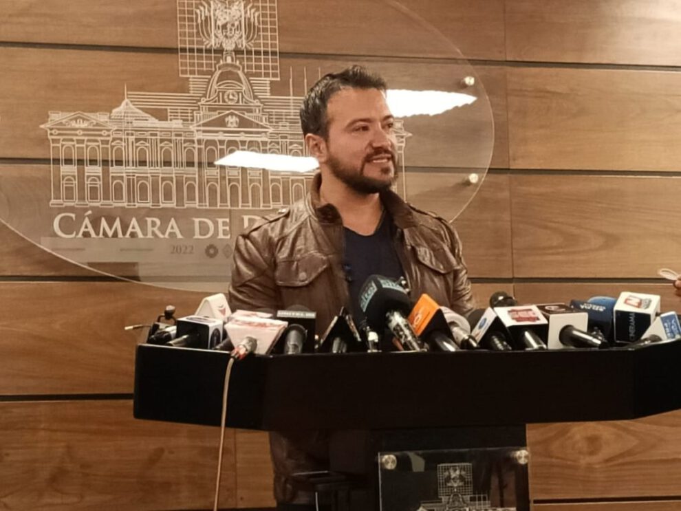 Destitución de director de Agemed por Alejandro Reyes