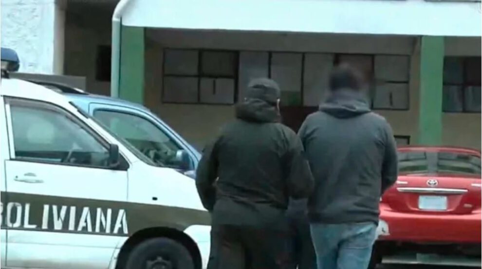 Médico cirujano aprehendido por presunta violación a 2 pacientes