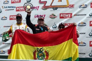 Bolivia Racing Team celebra su tercer título en Estados Unidos