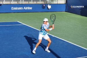 Juan Carlos Prado avanza en el US Open Junior de tenis