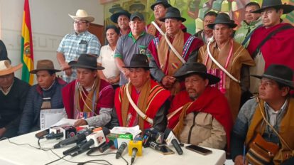 Lucio Quispe, presidente de la CSUTCB, durante una conferencia de prensa