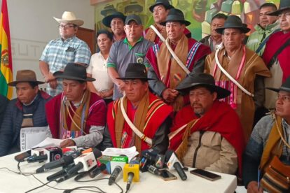 Lucio Quispe, presidente de la CSUTCB, durante una conferencia de prensa