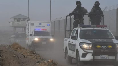 Gobernador Camacho es trasladado a un hospital en medio de operativo policial