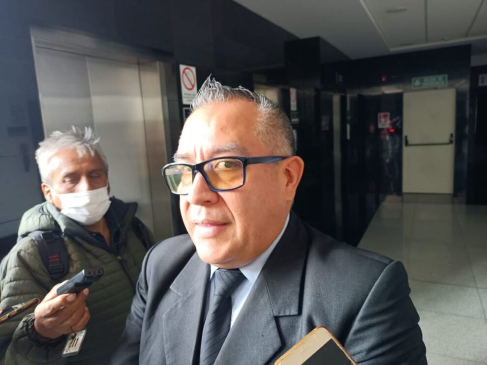 Vínculos del Gobierno con la derecha según Nelson Cox