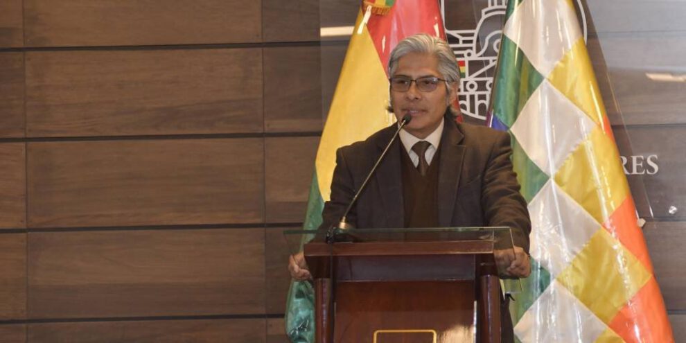 Renuncia de Wilfredo Chávez como Procurador General del Estado