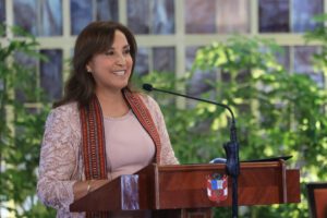 Cambios en el gabinete peruano liderados por Dina Boluarte
