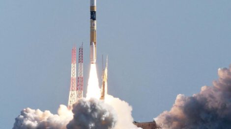 Lanzamiento espacial de Japón para desentrañar la evolución del universo