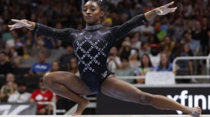Simone Biles apunta a los Juegos de París 2024