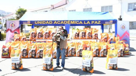 Campaña solidaria del Ejército recolecta 7 mil kilos de alimento para perros