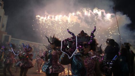 La Diablada de Fuego brilla en espectacular demostración