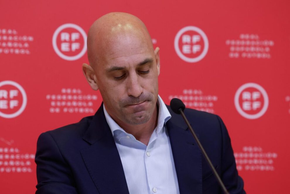 Luis Rubiales renuncia a la presidencia de la RFEF