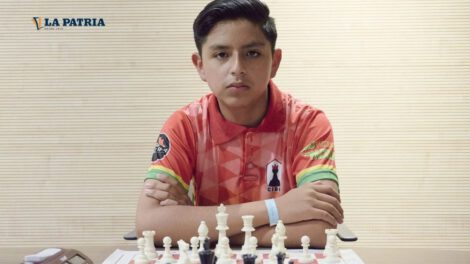 Licael Ticona el gran campeón del certamen internacional