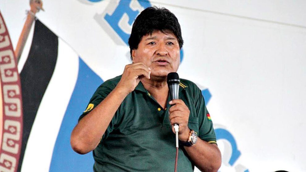 Evo Morales cuestiona cobro de impuestos por la Copa Evo