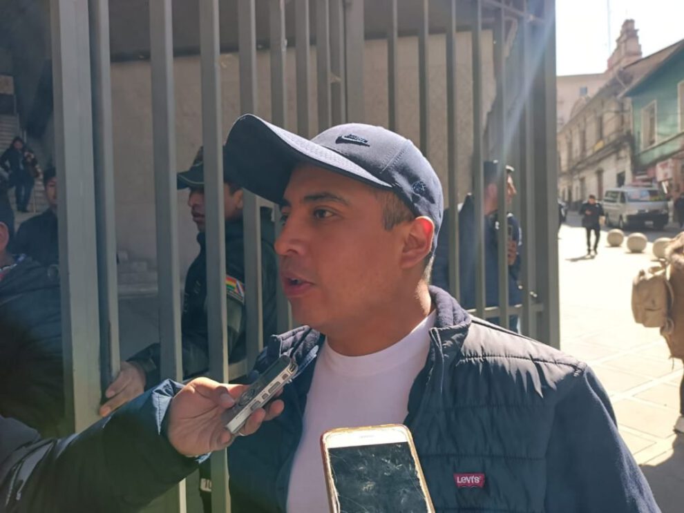 Elecciones judiciales no son prioritarias para el MAS según diputado Alberto Astorga