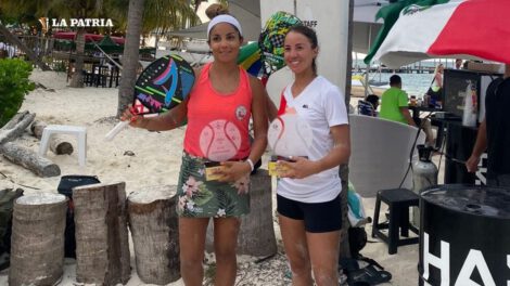 Patricia Cortes gana su primer título profesional en tenis de playa