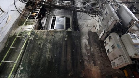 Incendio en Vietnam deja al menos 56 personas fallecidas