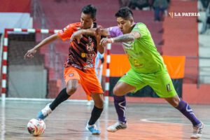 Agua Santa vs Adutoys en la Liga Nacional de Futsal