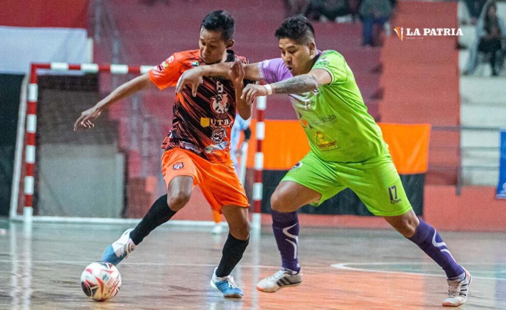 Agua Santa vs Adutoys en la Liga Nacional de Futsal