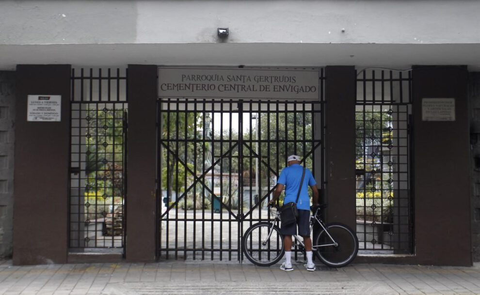roban cadáver de líder criminal ecuatoriano