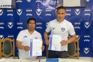 Pedro Castedo firma acuerdo de desistimiento de demanda