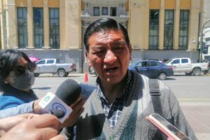 Reordenamiento vehicular Oruro solicitado por Abdón Veliz