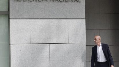 Luis Rubiales bajo investigación por agresión sexual a Jenni Hermoso