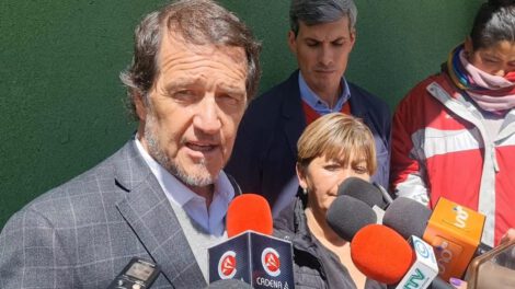 Investigación atención médica por embajador de Argentina