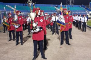 Banda estudiantil orureña del Colegio Luis Mario Careaga recibe premio en concurso nacional