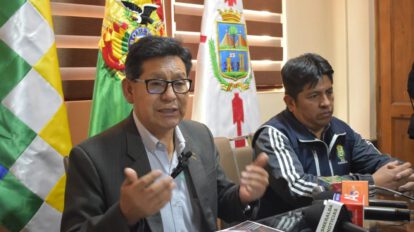 Provisión de agua en escuelas en Potosí
