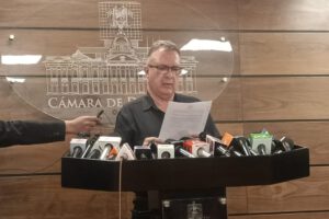 Ley de Transparencia Electoral propuesta por Carlos Alarcón