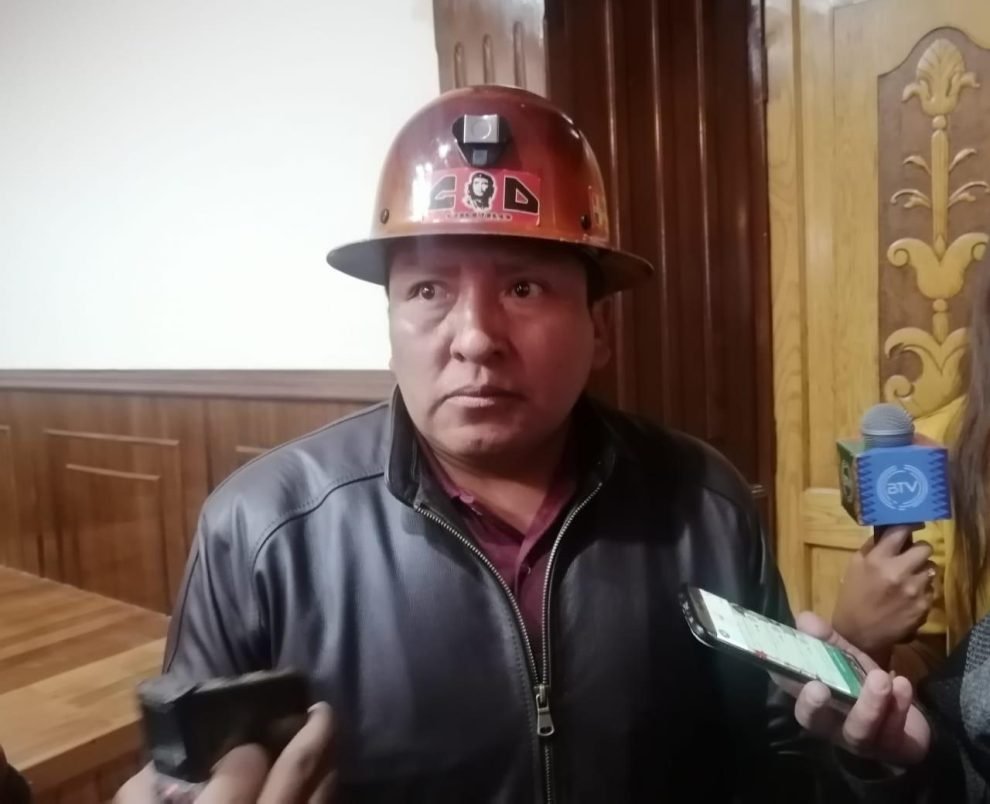 Organizaciones sociales en Oruro se declaran en alerta para proteger la democracia