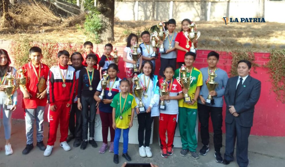 Ajedrez Sub-16: Justiniano y Gareca son los mejores en el Clasificatorio