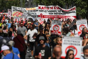 Protestas en Grecia contra reforma que amplía la jornada laboral