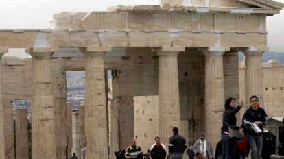Turista detenido por robar fragmentos de mármol en la Acrópolis de Atenas