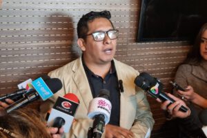 Regulación de bloqueos en Bolivia propuesta por Iván Canaviri
