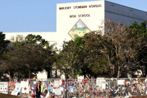 Demolición escuela Marjory Stoneman Douglas