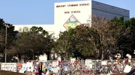 Demolición escuela Marjory Stoneman Douglas