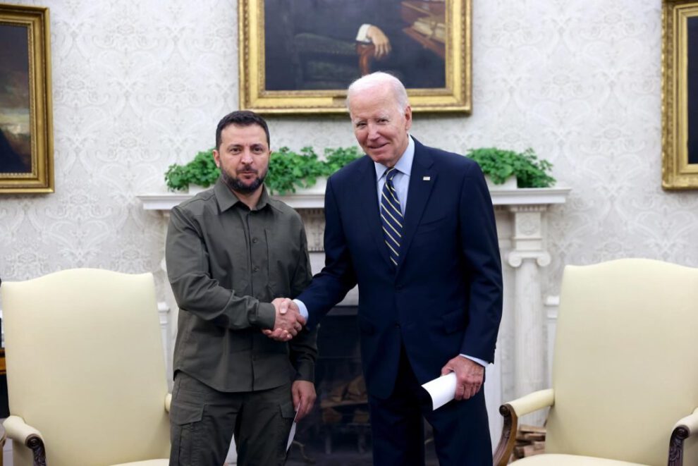 Ayuda de 325 millones de dólares a Ucrania por Joe Biden