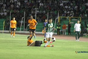 Copa Kalomai con Blooming, Oriente Petrolero, Guabirá y Royal Pari