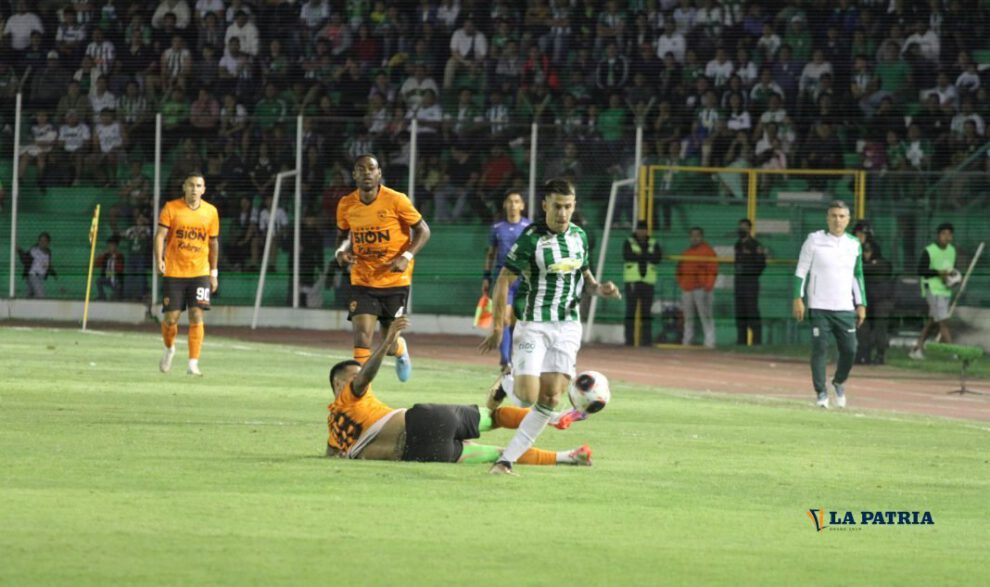Copa Kalomai con Blooming, Oriente Petrolero, Guabirá y Royal Pari