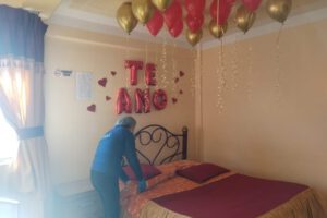Verificación de alojamientos en el Día del Amor
