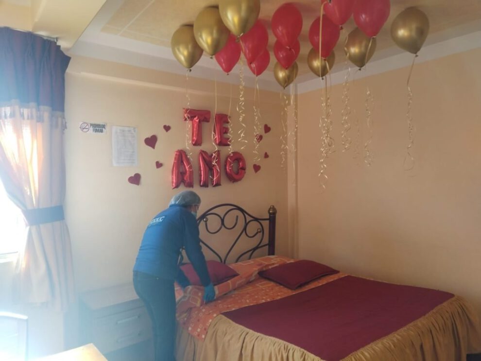 Verificación de alojamientos en el Día del Amor