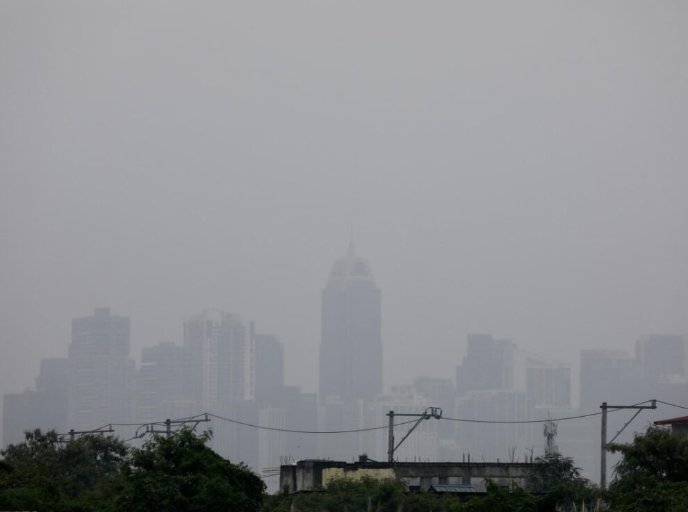Alerta por gases tóxicos volcán Taal en Filipinas